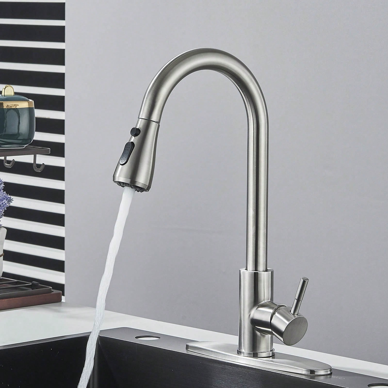Kitchen Faucet With Pull-Down  - Commercial Kitchen And Bar 评论和价格